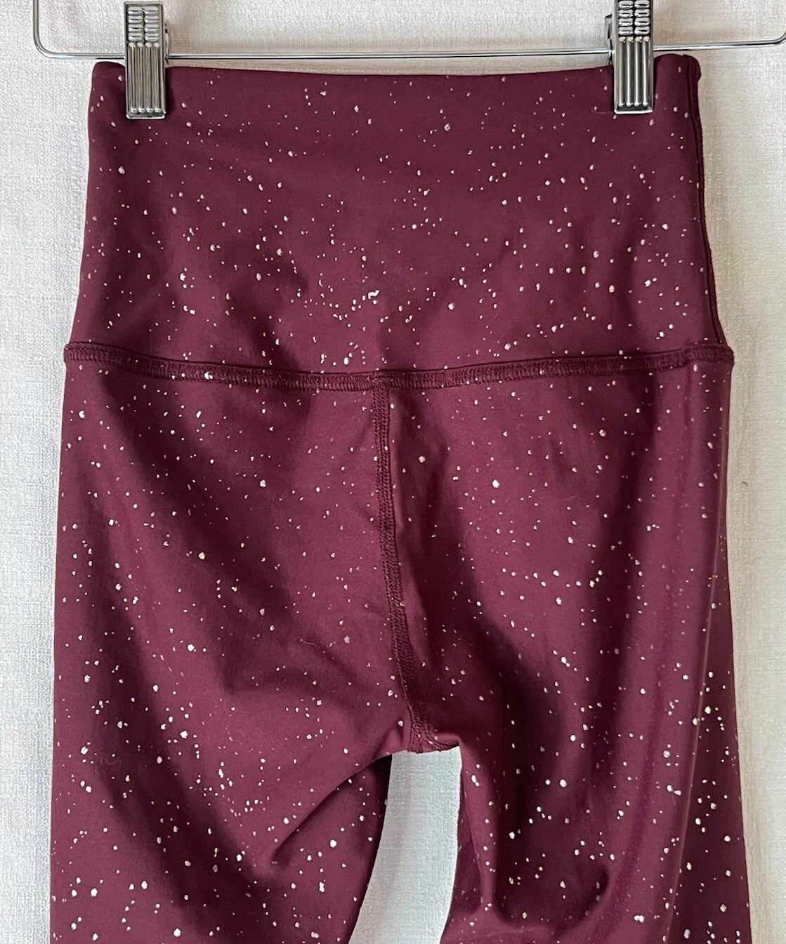 beyond-yoga silver ombre speckled high waisted midi leggings