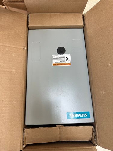 NEW IN BOX Siemens LEN01C006277B Non-Combination Lighting Contactor 30AMP - Picture 4 of 4