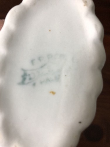 Antique East Palestine Porcelain Co (EPP) Ohio Gravy Boat in DESOTO shape (LR) - Picture 11 of 12