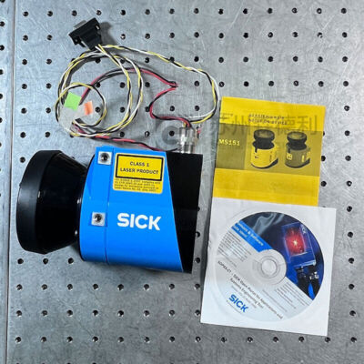 New scanner/sensor LMS100-10000 PN: 1041113 #W6