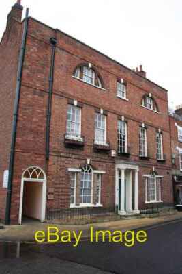 Photo 6x4 Vine House Grantham A handsome house in Vine Street by local ar c2006