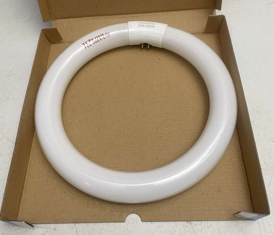 TCP T9 Circline Compact Fluorescent Light Bulb 30W #32030 2000 Lumens 120V  -New - Image 2 of 4