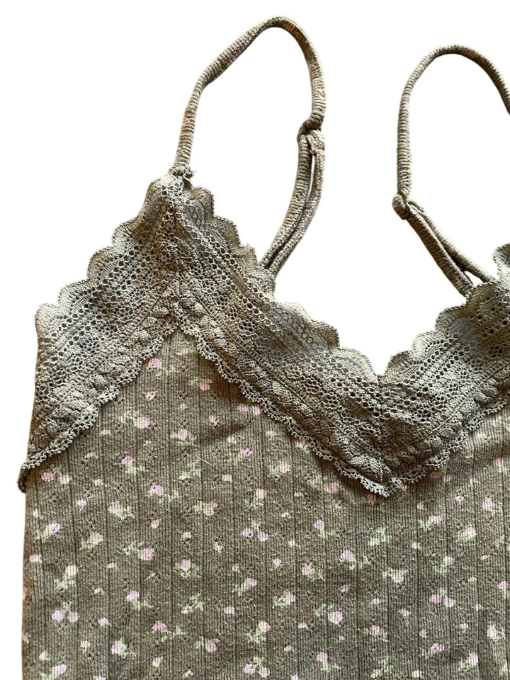 AE American Eagle цветочный v-образным вырезом cami регулируемые ремни кружевная отделка салат подол Y2K - Изображение 2 из 4