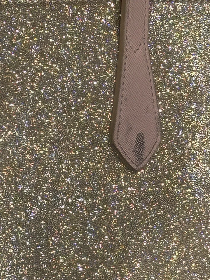 Маленькая блестящая сумка Kate Spade модель New York Joeley из розового золота с ремешком через плечо - Изображение 4 из 4