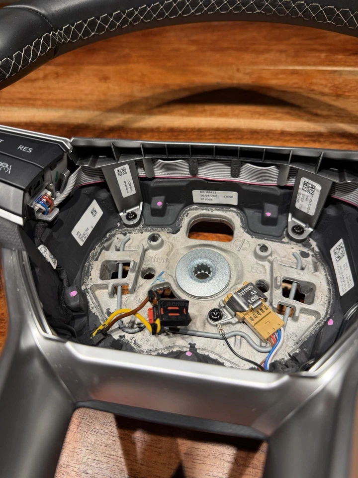 Vw Golf 8 Tiguan MK2 Passat B8 R Line Tsi TDI Lederlenkrad Neu Lenkradheizung - Bild 2 von 4