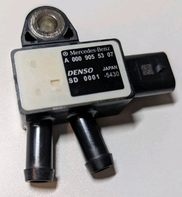 Neu Original Mercedes-Benz  S-Klasse CLS CLA GLA GLC Drucksensor A0009055307
