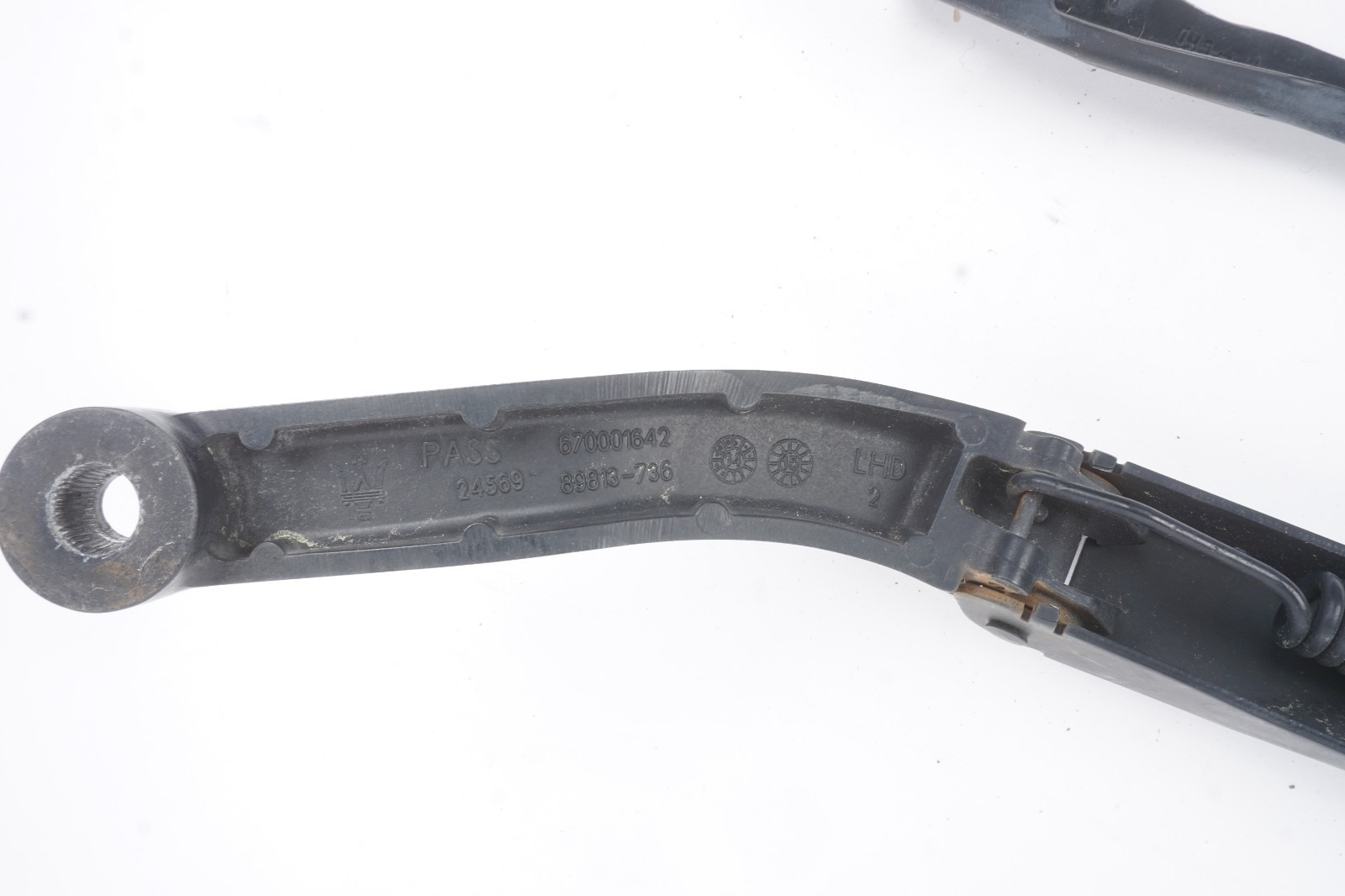 2014 - 2021 Maserati Ghibli Windshield Wiper Arm Left & Right OEM