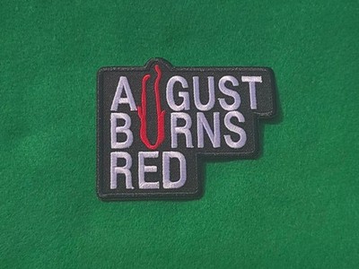 August Burns rot Aufnäher Aufnäher/Bügelbild bestickt Abzeichen Punk Rock Musik (a)