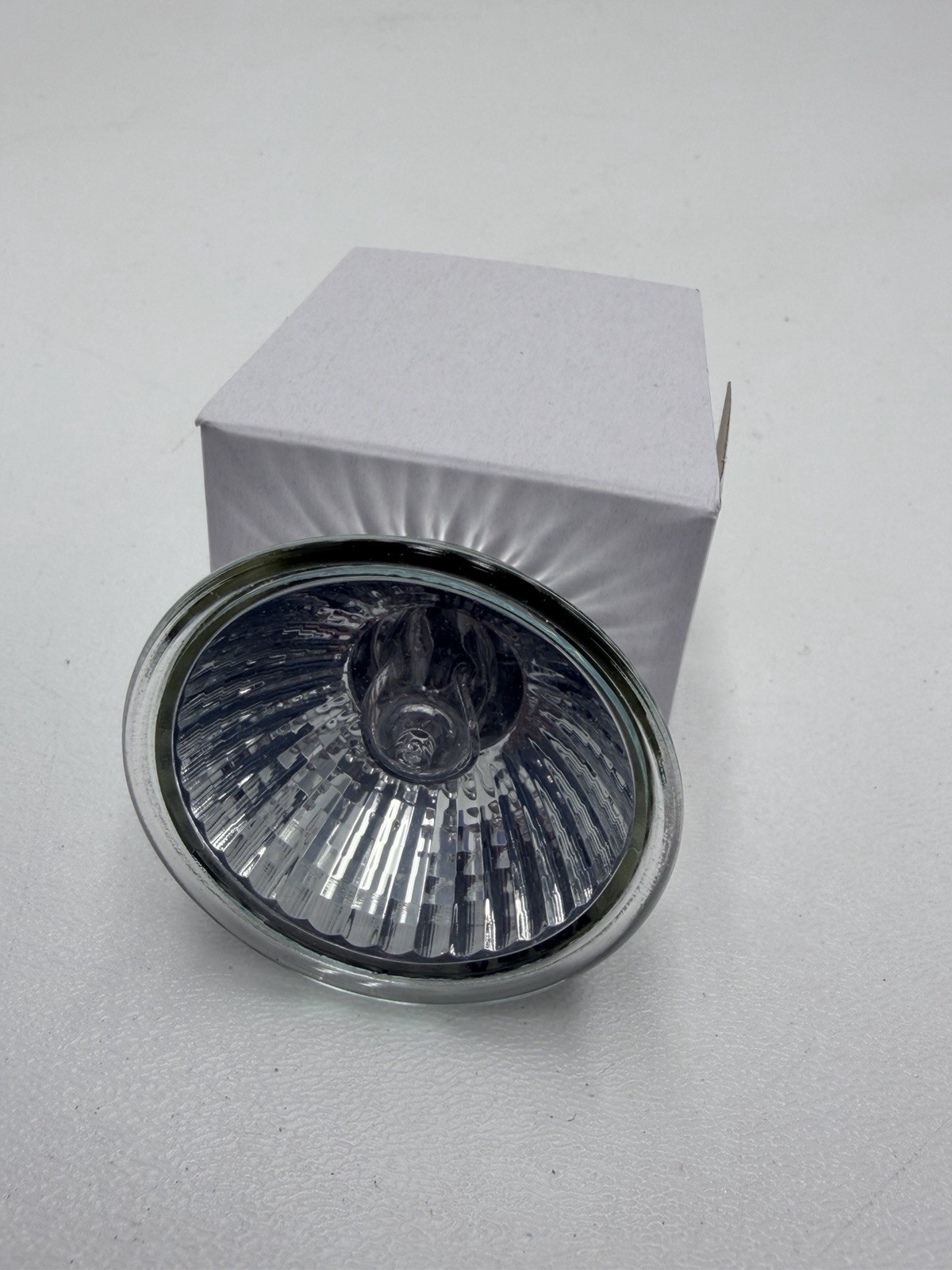 Anyray JDR E27 E26 50W  Bulb 110/120/130V Replacement Lamp New in Box