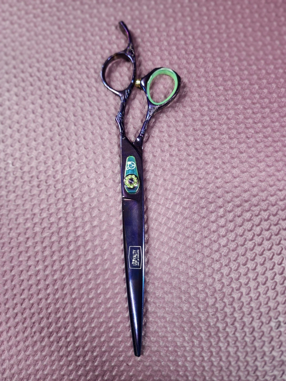 Loyalty Pet Products Poison Ivy 8 inch Straight Shears Dog Grooming Purple
Opens in a new window or