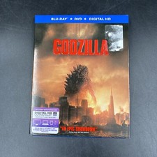Godzilla Blu-ray DVD Digital HD 2014 Slipcover Warner Brothers Monster Lizard