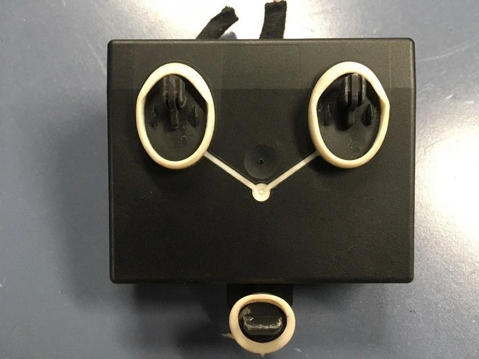 2005-2006 Audi A6 Quattro módulo de controle de porta de passageiro traseira direita 4F0959794 - Imagem 4 de 4