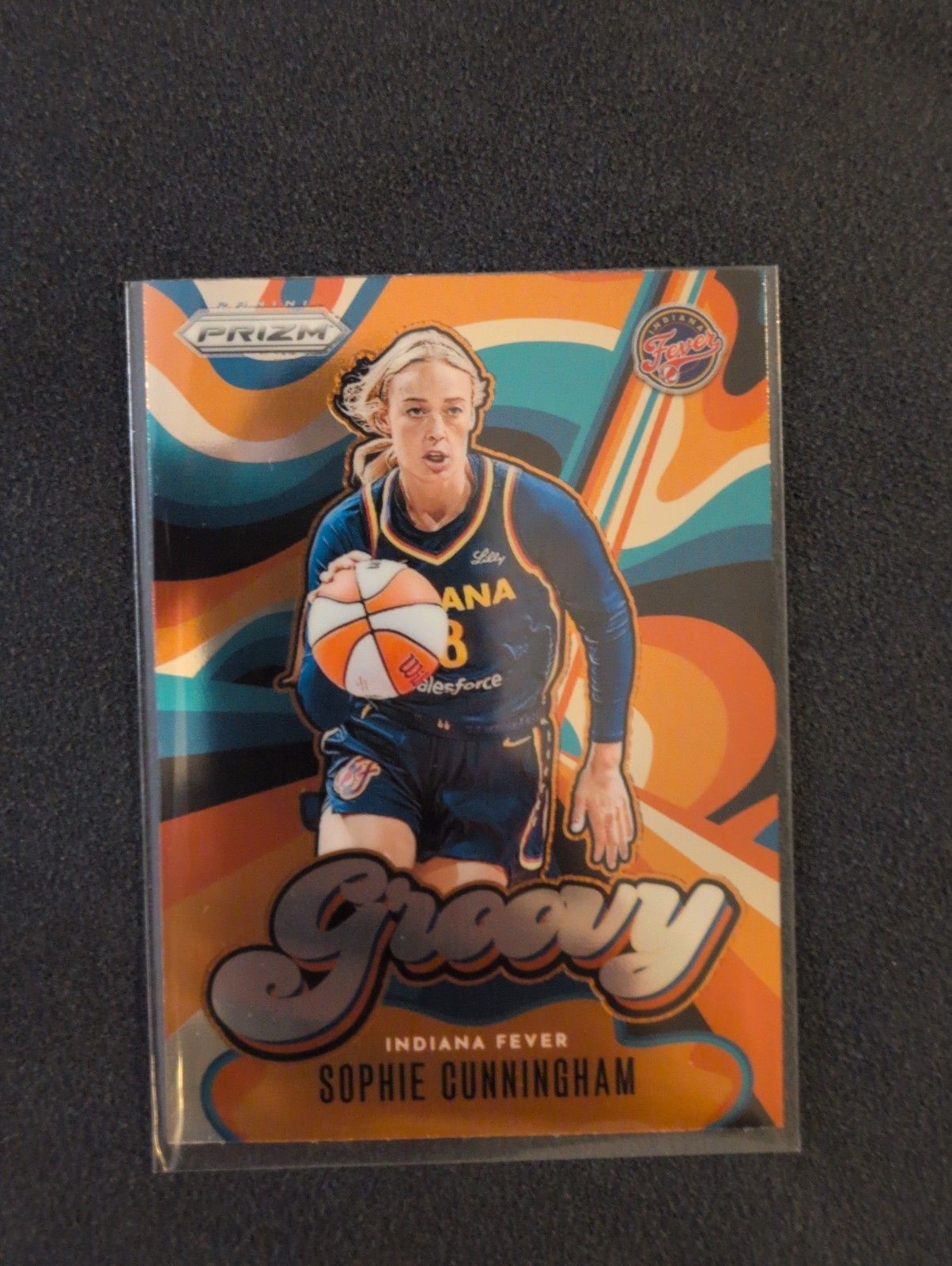 2026 Panini Prizim WNBA Groovy Insert Sophie Cunningham Fever #10