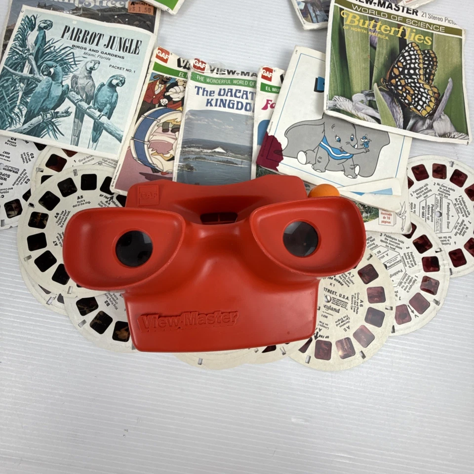 View-Master GAF 1980s With 30 Slides Including Wrestling Hulk Hogan Disney +  - Image 3 of 4