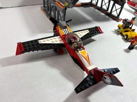 LEGO Town: Airport Air Show plane 60103 + Stunt Plane 60019