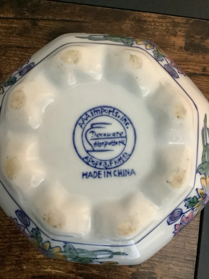 Maceta de cerámica vintage decorativa floral pintada a mano Foto 2 de 2