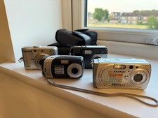 Job Lot Of Pocket Digital Cameras With Cases All Working (Samsung, concord Etc)