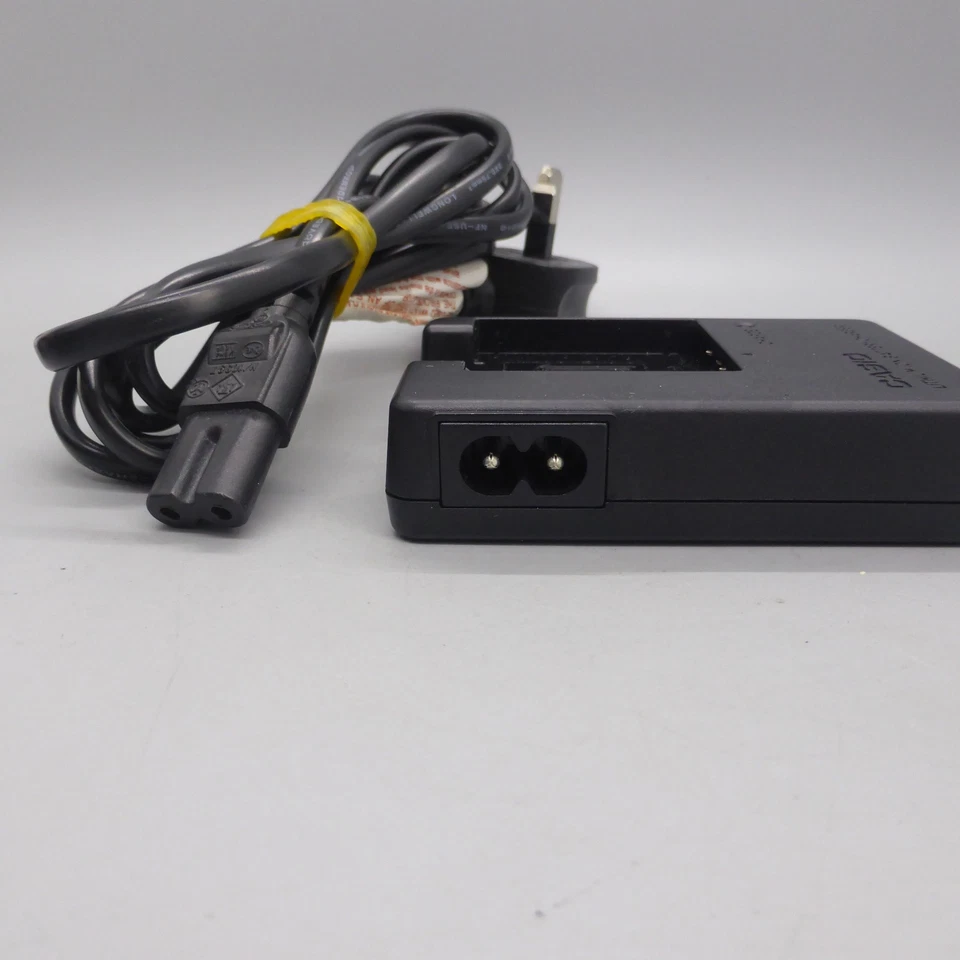 Casio Battery Charger BC-60L for Casio NP-60 Batteries - Image 4 of 4