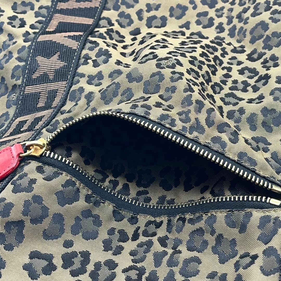 Fendi Leopard Pattern Boston Bag Large Capacity 1… - image 16