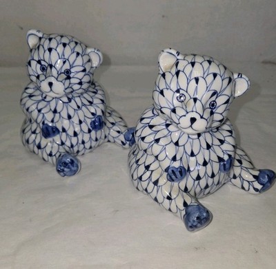 Set Of 2 Andrea By Sadek 5inch Blue And White Herend Style Bears