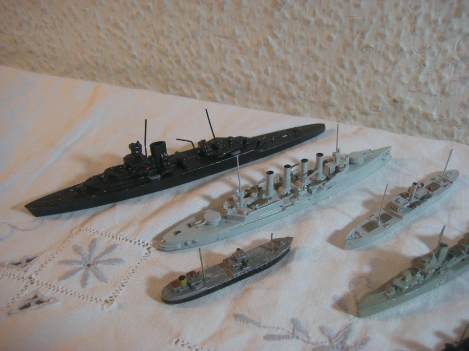 Sammlung / Konvolut Wiking Schiffe/Dampfer/Militär Kriegsschiffe/Zerstörer - Bild 2 von 4