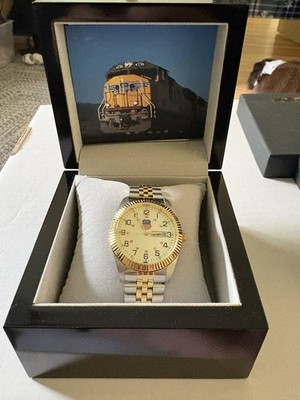 Union Pacific Selco Geneve Quartz Day/Date Two-Tone Bracelet Watch w/Date Box