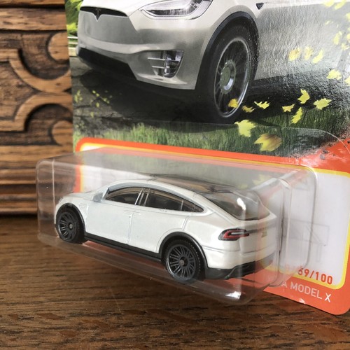 Matchbox TESLA MODEL X New/Sealed 59/100 1:64 Diecast White 10 Spoke Rims - Picture 5 of 6