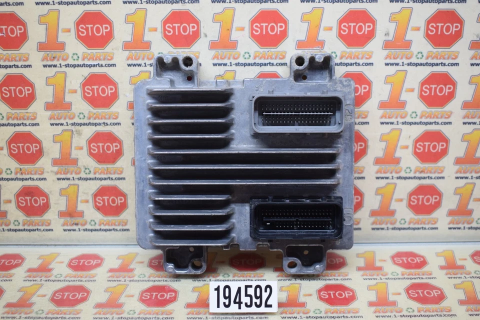 MÓDULO INFORMÁTICO MOTOR CHEVROLET SILVERADO 1500 10-13 ECU ECM 12633238 ABHB OEM Foto 3 de 4
