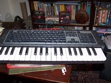 Creative Labs Prodikeys PC-MIDI CF0040 combo Music & QWERTY USB Keyboard