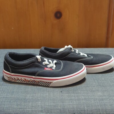 Vans Doheny Flame Check Sidewall Black White Red Skate Shoe Size 3Y