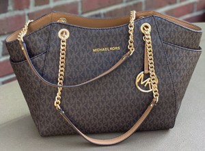 michael kors purple bag
