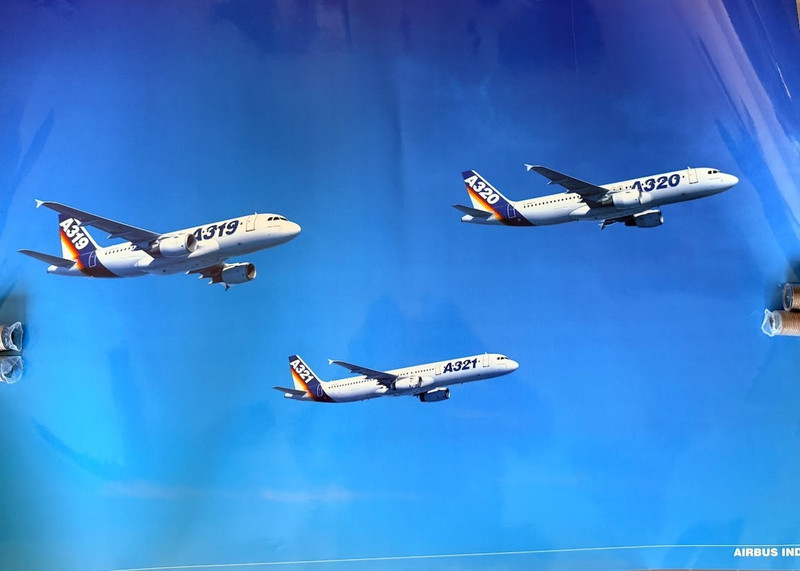Poster Airbus A320 Faily 33x24" Big size A1, Civil aviation