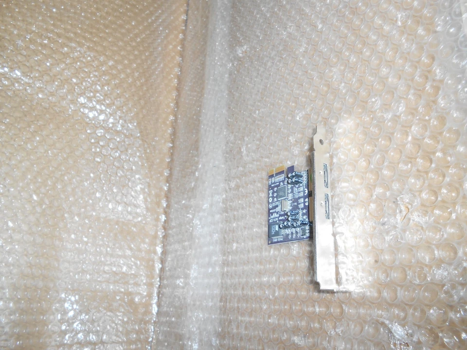 Controlador host Sonnet Tempo SATA E2P serie ATA PCI Express P14132-12P2C Foto 4 de 4