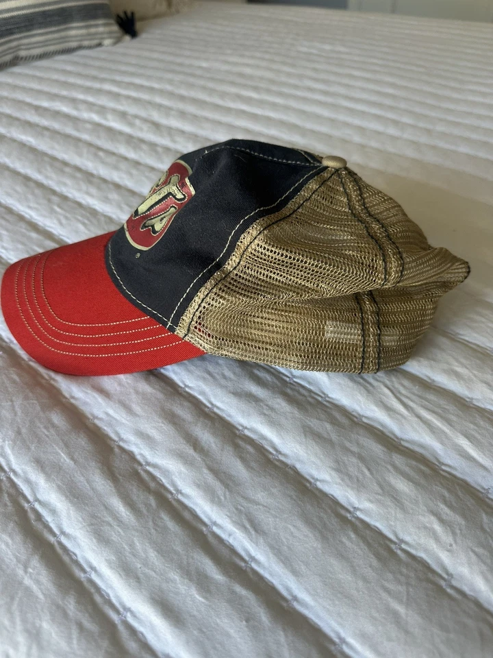 STP Men's Trucker Adjustable Snapback Hat With Mesh Back EUC - Image 4 of 4