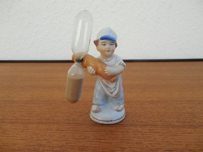 Eieruhr Sanduhr Fleischer Figur Porzellan um 1930 (B)