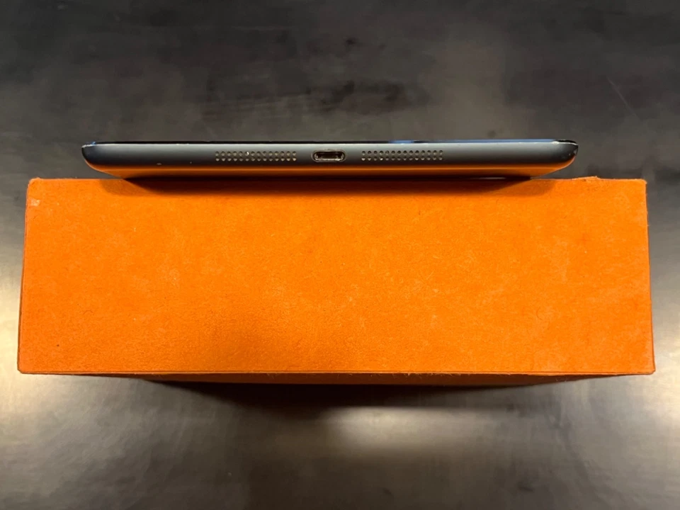 Apple iPad mini (1st generation) · 64GB · Wi-Fi, photo 4 sur 4