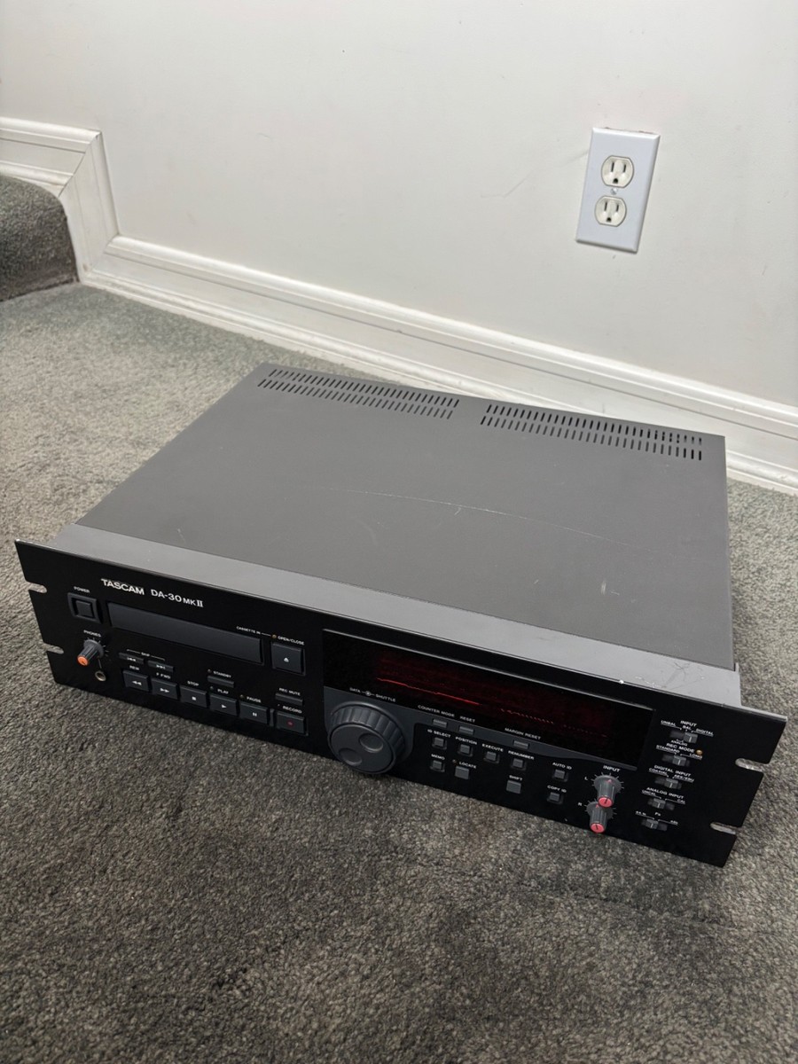 TASCAM DA-30 MKII DAT Recorder Professional Digital Audio Tape
