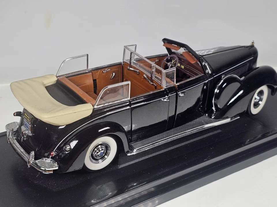 Road Signature 1:24 (Not 1:18) Presidential Series 1939 Lincoln Sunshine Black - Image 4 of 4