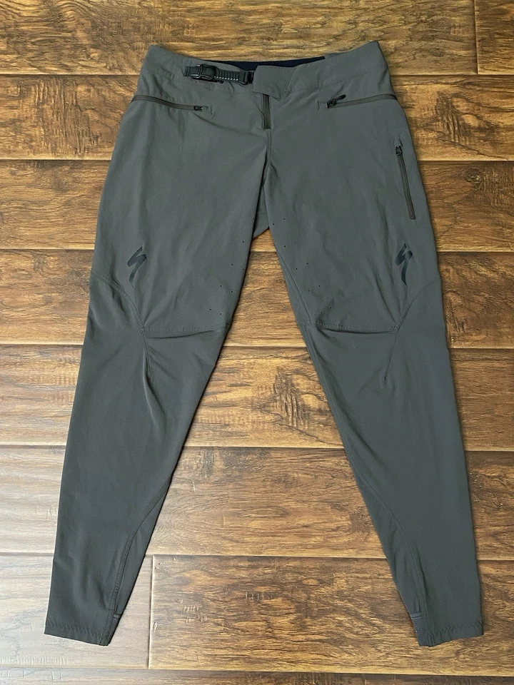 Calça masculina Specialzied ciclismo trilha mountain bike sem enchimento com cinto tamanho 32 - Imagem 2 de 4