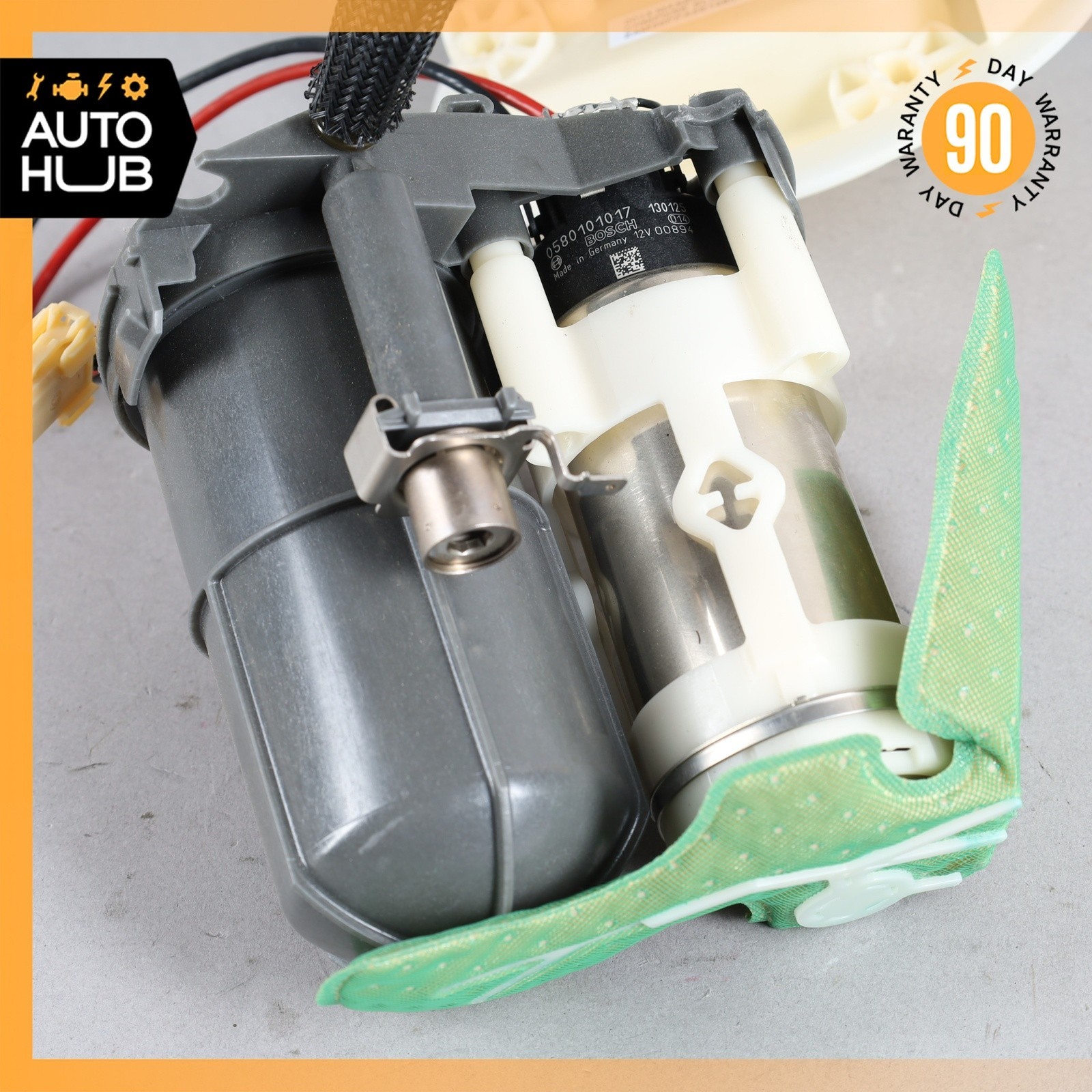 2014 Maserati Quattroporte GTS M156 3.8L Left Side Fuel Gas Tank Pump Unit OEM