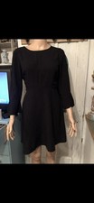 woman’s really cute dress design by Old Navy size 0 Black Figure Flattering