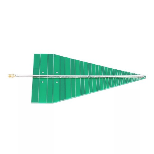 Wideband Log Periodic Antenna with Robust Construction and Reliability - Afbeelding 7 van 11