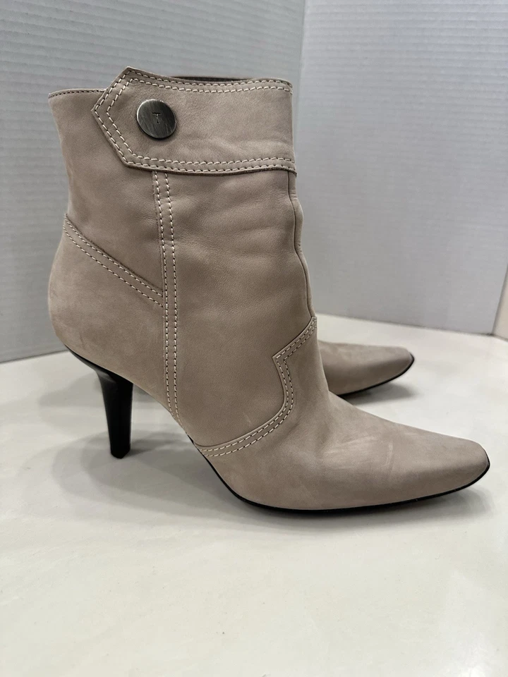 Tacones Tods para mujer talla 8,5 Foto 2 de 4