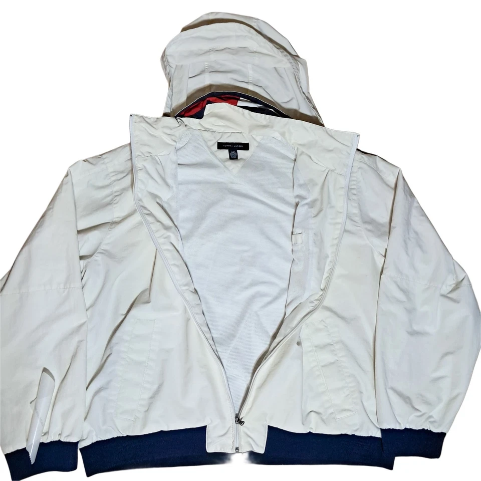 Tommy Hilfiger Hombre Chaqueta Regata Resistente al Agua Con Capucha Blanca L Foto 3 de 4