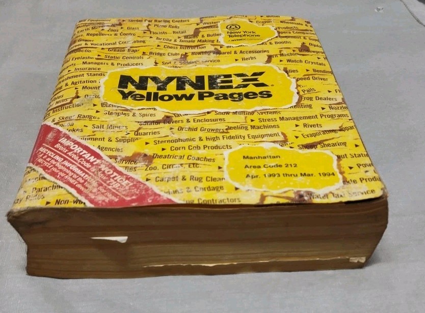 Yellow Book Manhattan 2001-2002 電話帳　NYC Yellow Book Manhattan 2001-2002 電話帳NYC