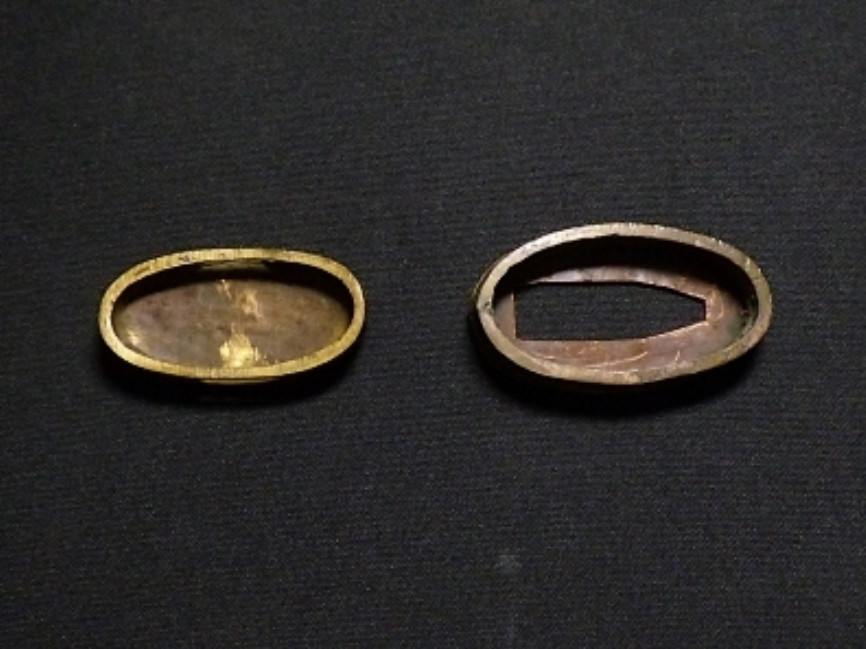 Fuchi Kashira Whitecaps Waves Fine Carving Japanese Sword Fitting Edo Antique