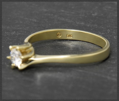 Lupenreiner Diamant Solitär Ring aus 585 Gold, 0,25ct Brillant in River D; 14K - Bild 5 von 7