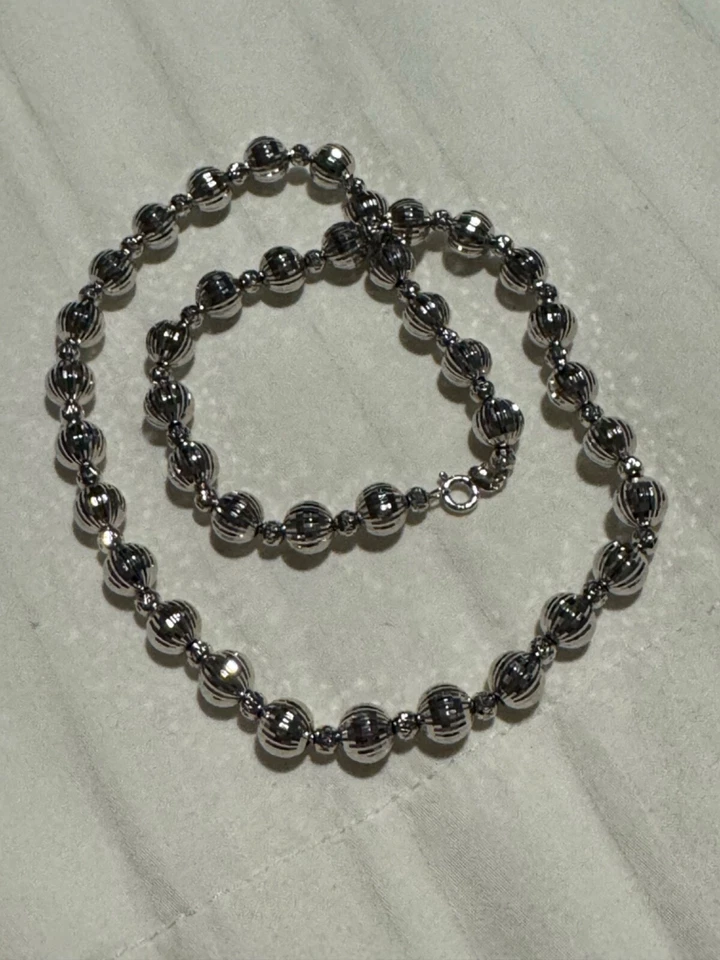 Collar de plata 925 con cuentas de oro blanco de 18k relleno 17 pulgadas  Foto 2 de 4