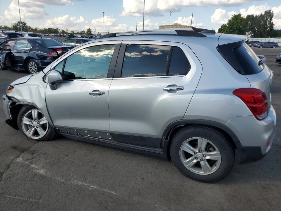 Conjunto de filtro de aire usado se adapta a: Chevrolet Trax 2018 1,4 grado A Foto 2 de 4