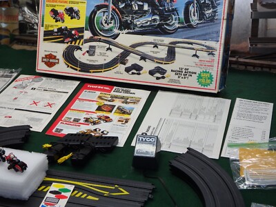 VINTAGE 1993 TYCO HARLEY DAVIDSON ELECTRIC RACING SET EXC Complete